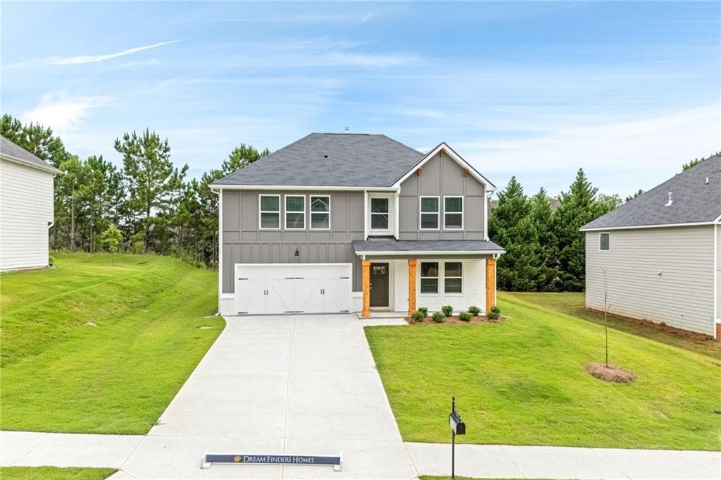 4 bedroom, 3 bathroom, 2,315 sq ft single family residence sold at 719 Windstream Drive, LaGrange, GA 30241