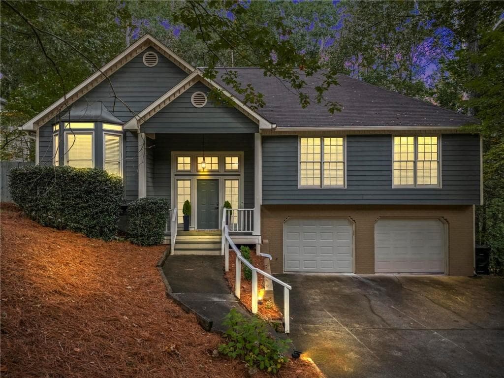 3 bedroom, 2 bathroom, 3,060 sq ft single family residence sold at 2764 Still Lake Drive, Acworth, GA 30102