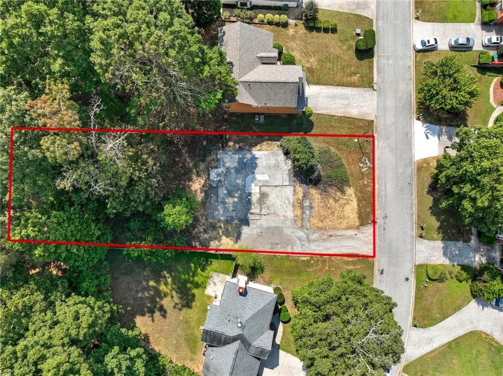 2,125 sq ft single family residence sold at 814 Malvern Boulevard, Stone Mountain, GA 30087