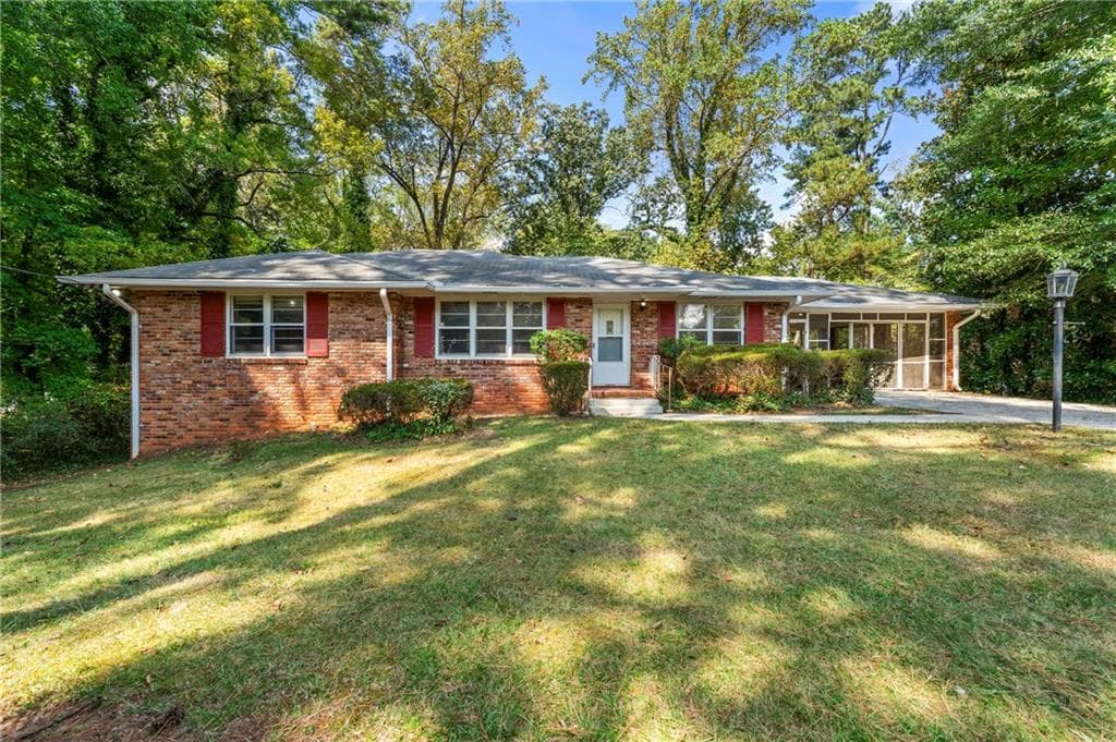 3 bedroom, 2 bathroom, 1,564 sq ft single family residence sold at 3457 Spreading Oak Drive, Atlanta, GA 30311