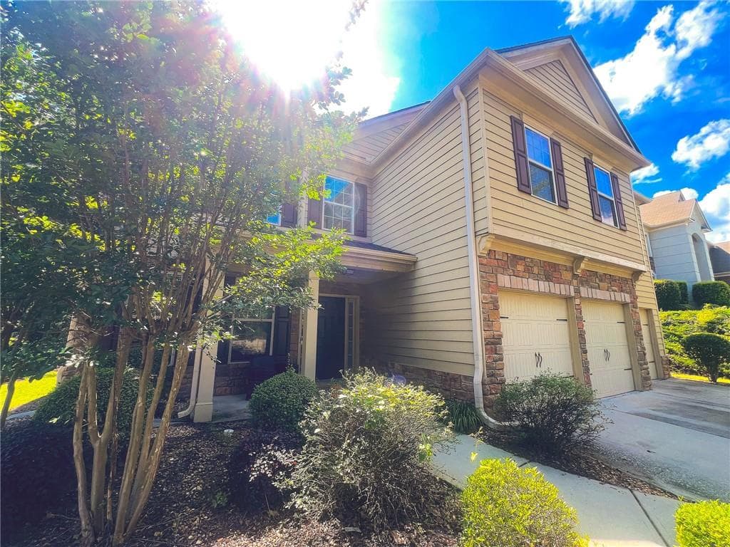 4 bedroom, 4 bathroom, 4,302 sq ft single family residence for sale at 6117 Golf View Crossing, Locust Grove, GA 30248 — photo 4