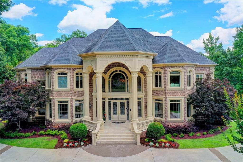 7015 Carlisle Lane, Alpharetta, GA 30022 — most recent listing photo
