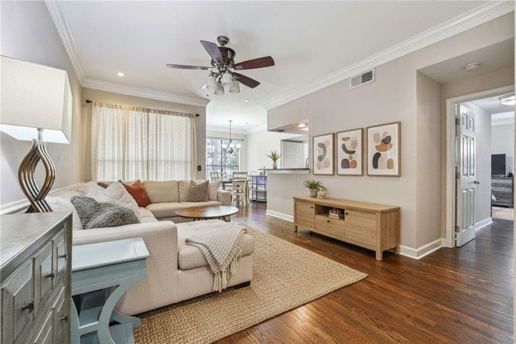 3777 Peachtree Road 911, Brookhaven, GA 30319 — most recent listing photo