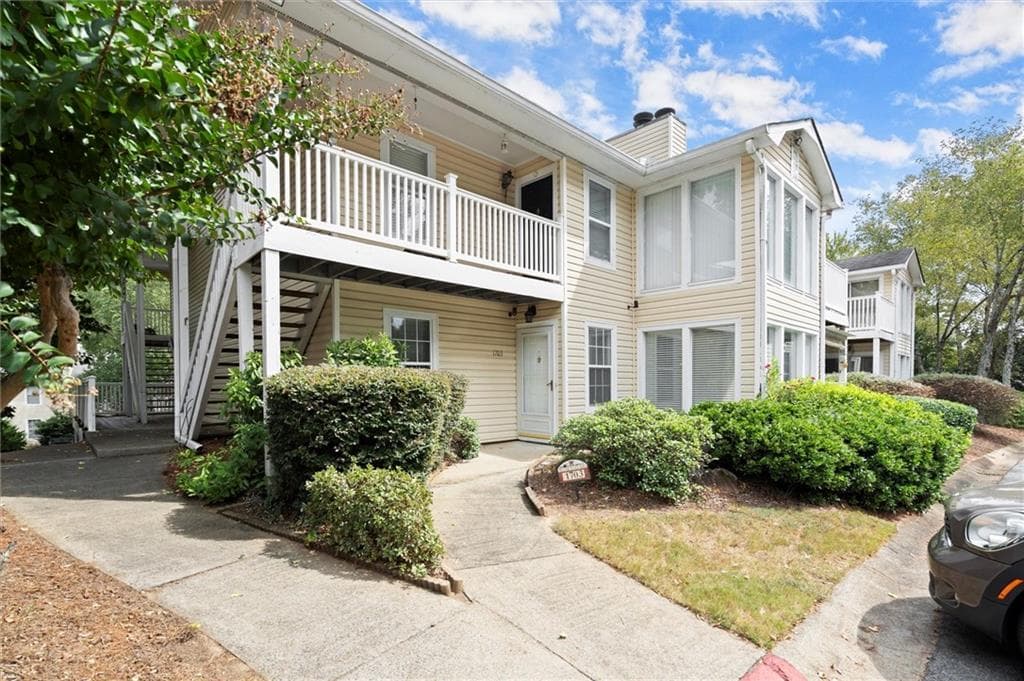 2 bedroom, 2 bathroom, 1,244 sq ft condominium sold at 1703 Augusta Drive, Marietta, GA 30067