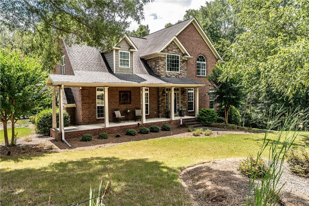 255 Meadow Lakes Boulevard, Cedartown, GA 30125 — most recent listing photo