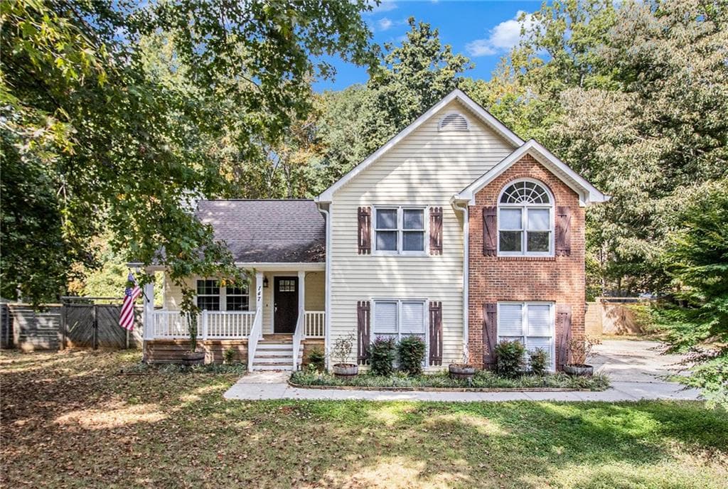 147 Crossroads Est Drive, Newnan, GA 30265 — most recent listing photo