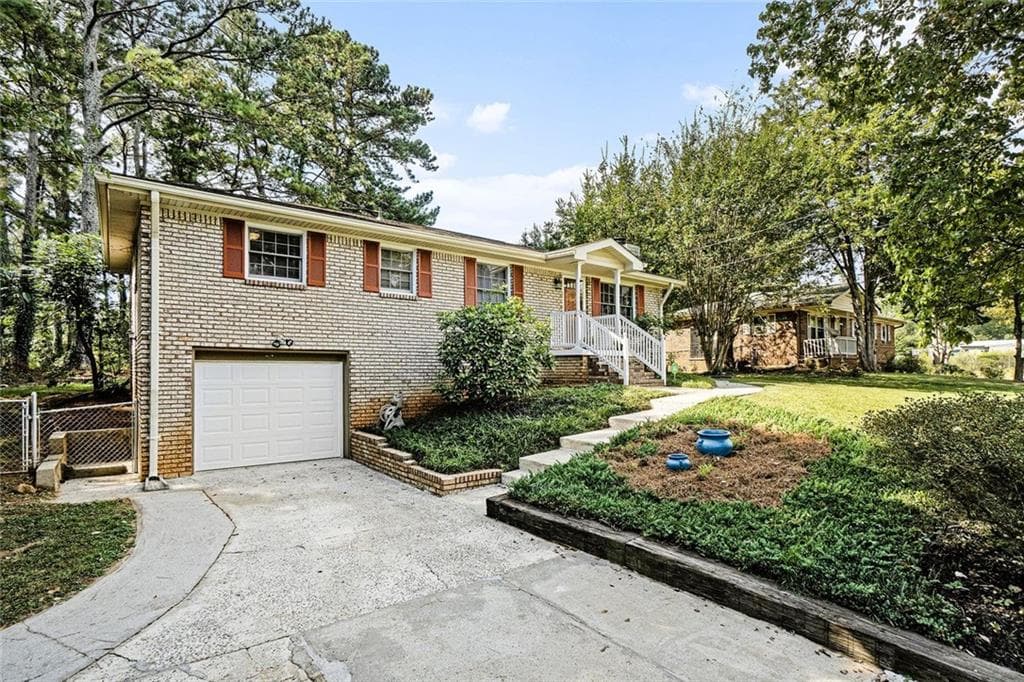 2345 Hurt Road, Marietta, GA 30008 — most recent listing photo