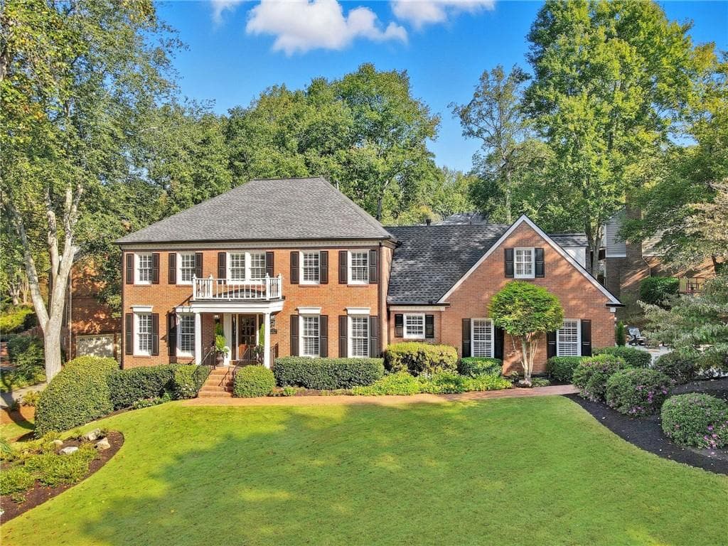 575 Fourth Fairway Drive, Roswell, GA 30076 — most recent listing photo