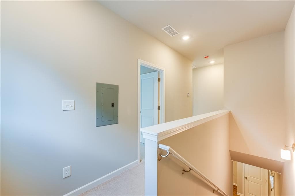 3 bedroom, 3 bathroom, 1,326 sq ft townhouse for sale at 964 Lawton Street, Atlanta, GA 30310 — photo 10