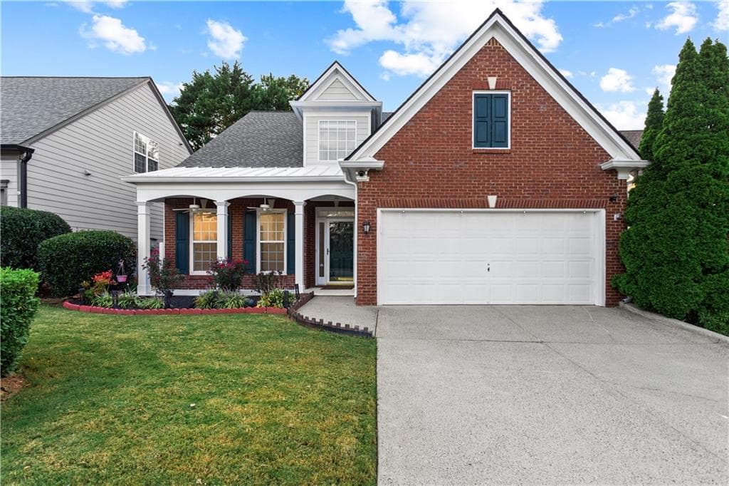 3 bedroom, 3 bathroom, 2,258 sq ft single family residence sold at 1315 Seneca Avenue, Cumming, GA 30041