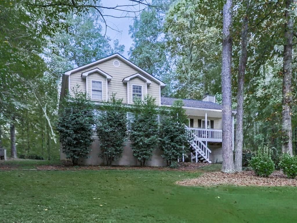 5 bedroom, 4 bathroom, 2,208 sq ft single family residence sold at 6008 Cherecobb Lane, Woodstock, GA 30188