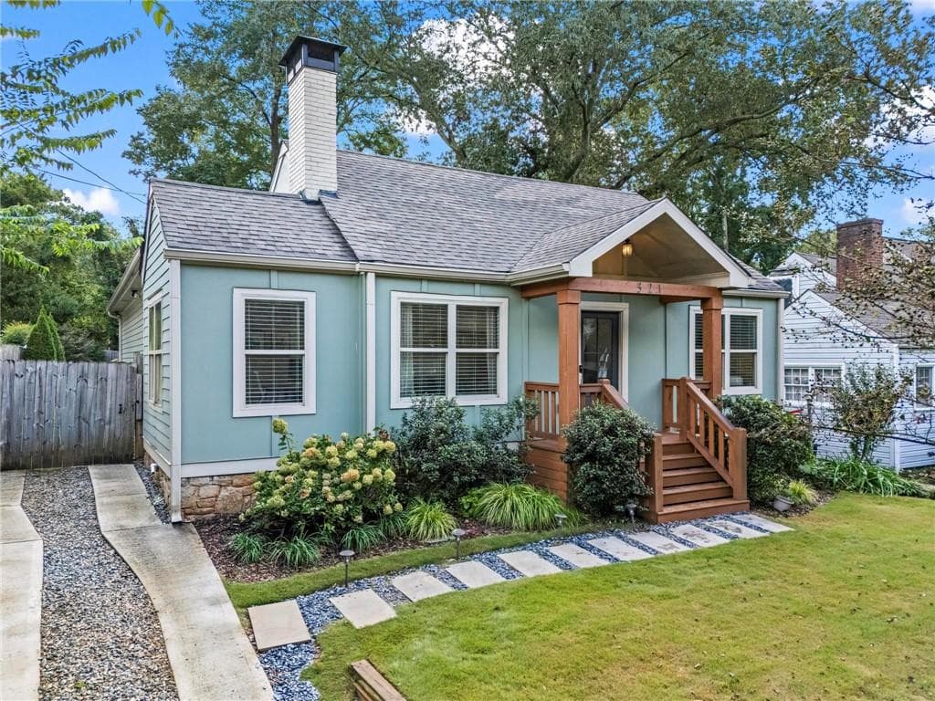 3 bedroom, 3 bathroom, 2,163 sq ft single family residence sold at 321 Sisson Avenue, Atlanta, GA 30317