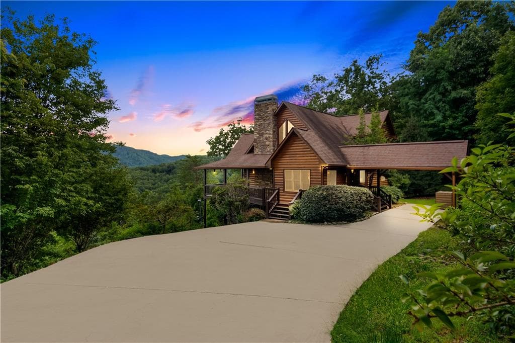 676 Deer Crest Overlook, Blue Ridge, GA 30513 — most recent listing photo