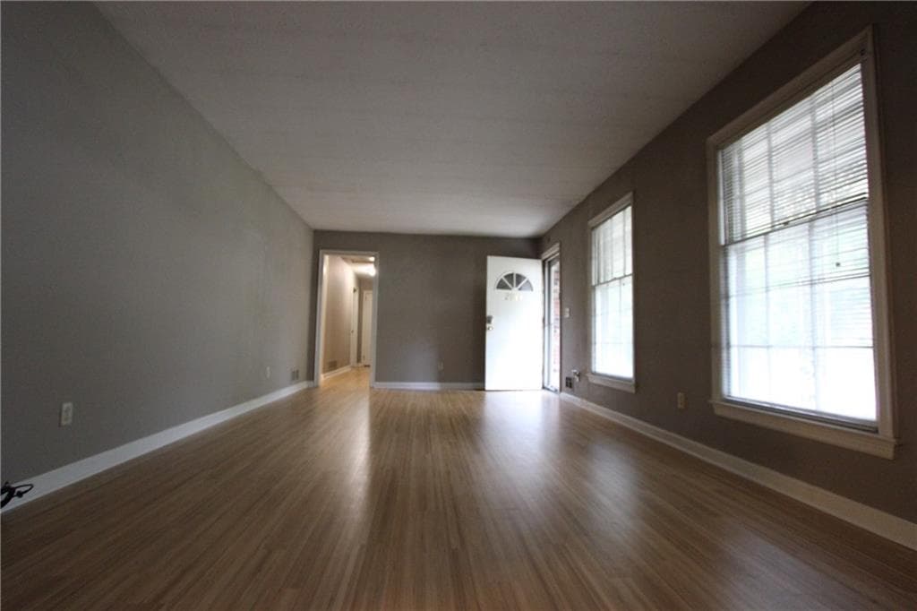 4 bedroom, 3 bathroom single family residence for rent at 2944 Piedmont Drive, Marietta, GA 30066 for $2,900 a month — photo 2
