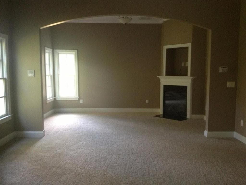 5 bedroom, 6 bathroom, 4,856 sq ft single family residence for sale at 1059 CONCERTO Court, Fairburn, GA 30213 — photo 6