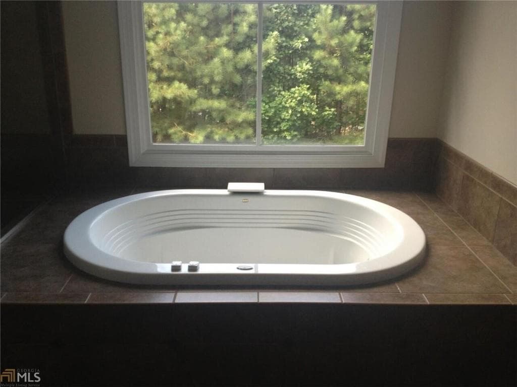 5 bedroom, 6 bathroom, 4,856 sq ft single family residence for sale at 1059 CONCERTO Court, Fairburn, GA 30213 — photo 7