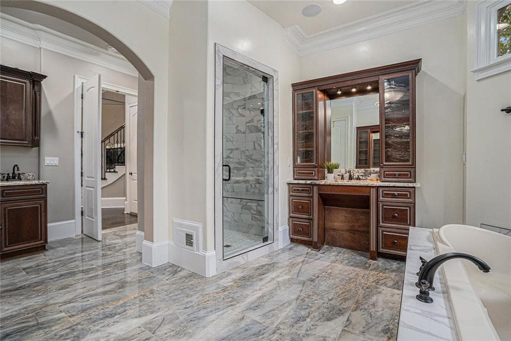 6 bedroom, 6 bathroom, 8,353 sq ft single family residence under contract at 4025 Cascade Road, Atlanta, GA 30331 — photo 7