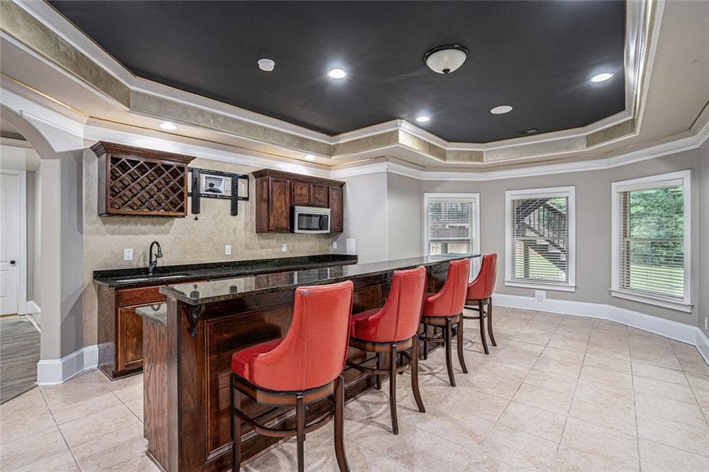 6 bedroom, 6 bathroom, 8,353 sq ft single family residence under contract at 4025 Cascade Road, Atlanta, GA 30331 — photo 8
