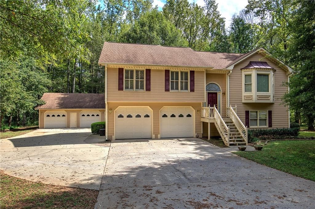 30 Amberidge Drive, Cartersville, GA 30121 — most recent listing photo