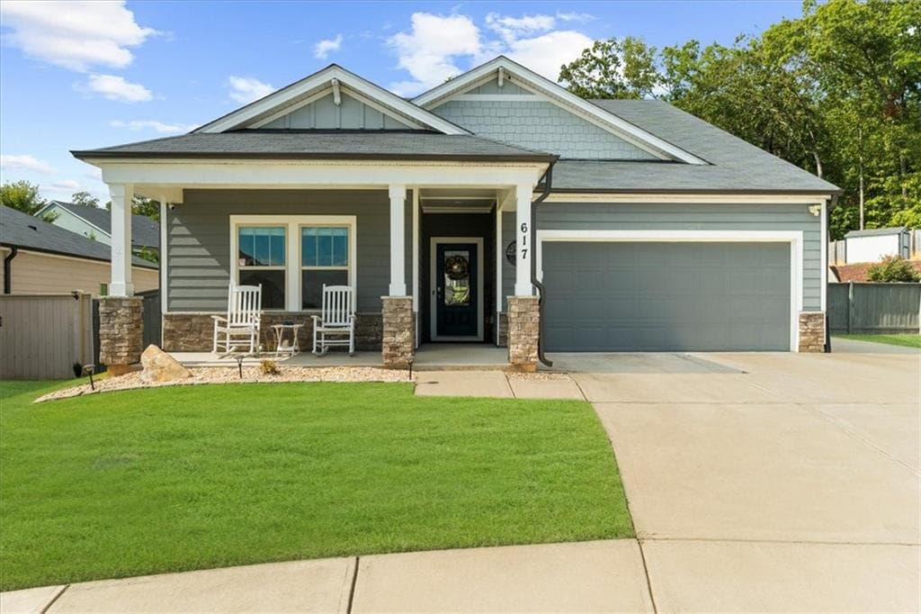 4 bedroom, 3 bathroom, 2,541 sq ft single family residence sold at 617 Valdosta Drive, Canton, GA 30114