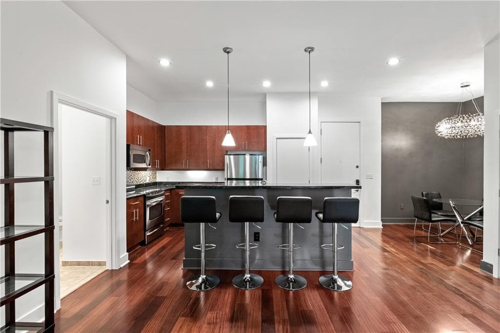 2 bedroom, 2 bathroom, 1,196 sq ft condominium for sale at 425 Chapel Street 2108, Atlanta, GA 30313 — photo 5