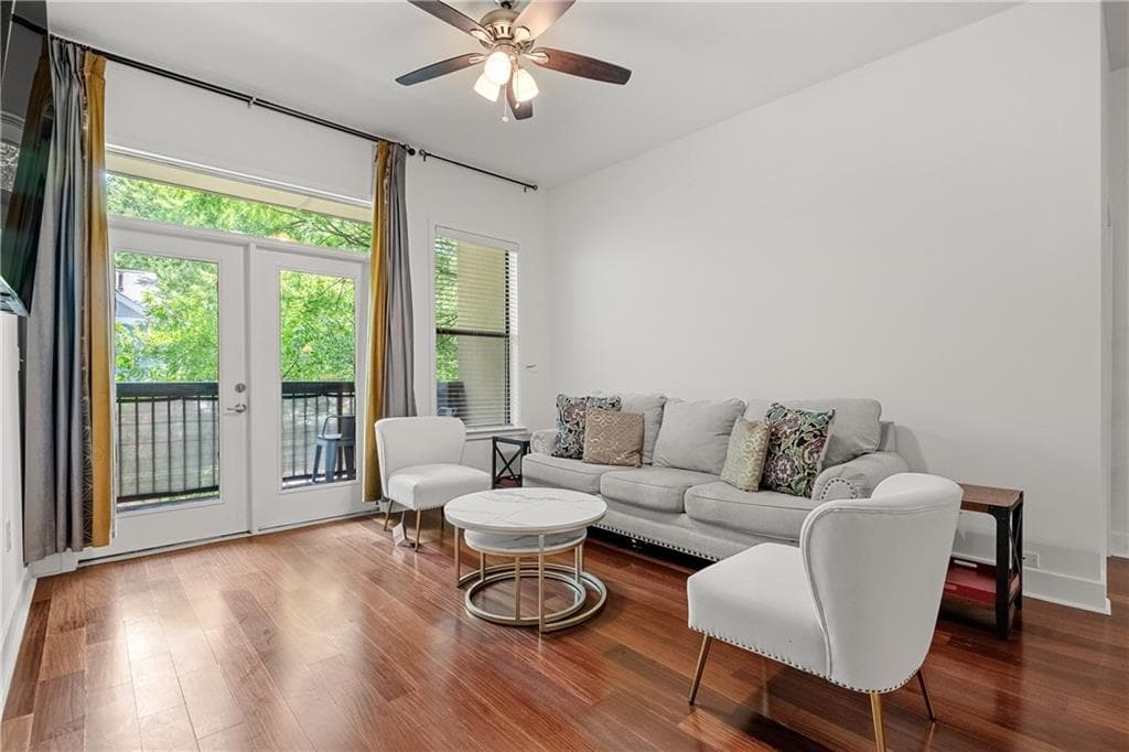2 bedroom, 2 bathroom, 1,196 sq ft condominium for sale at 425 Chapel Street 2108, Atlanta, GA 30313 — photo 8