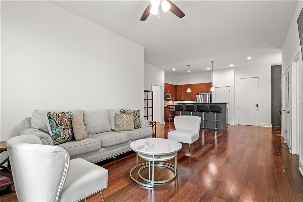 2 bedroom, 2 bathroom, 1,196 sq ft condominium for sale at 425 Chapel Street 2108, Atlanta, GA 30313 — photo 10