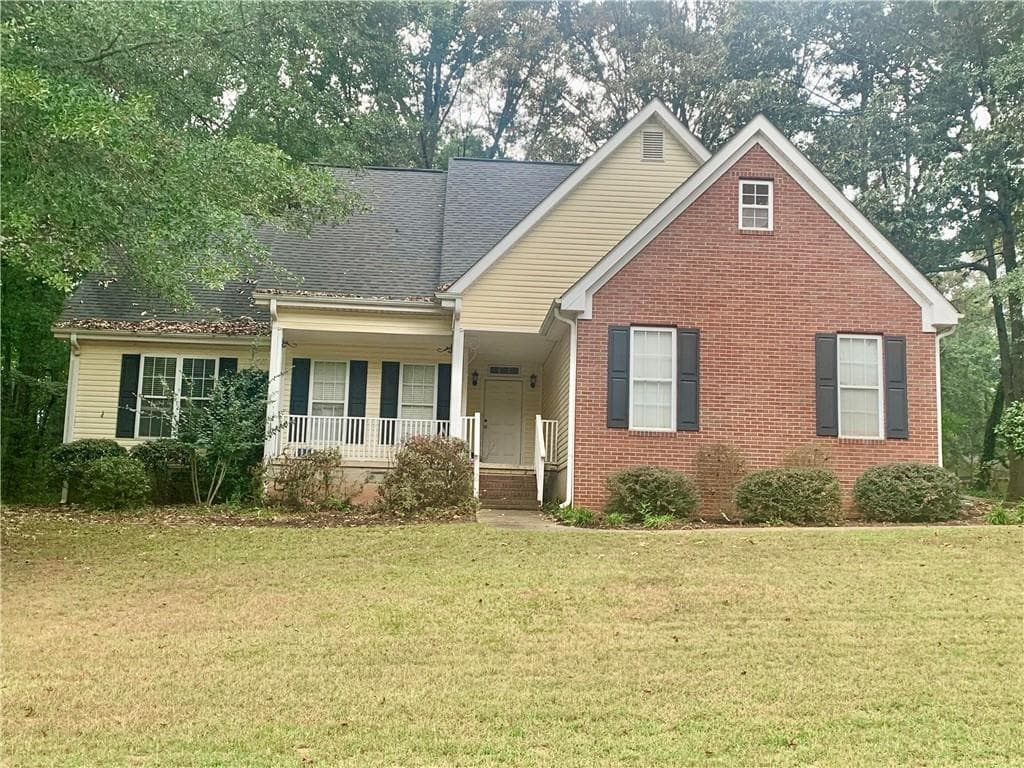 1423 Red Oak Way, Winder, GA 30680 — most recent listing photo