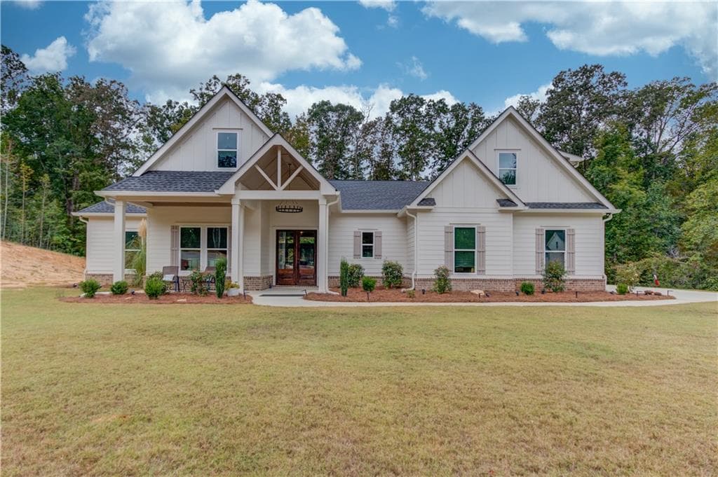 4 bedroom, 3 bathroom, 2,793 sq ft single family residence sold at 1077 Riverstone Drive, Social Circle, GA 30025