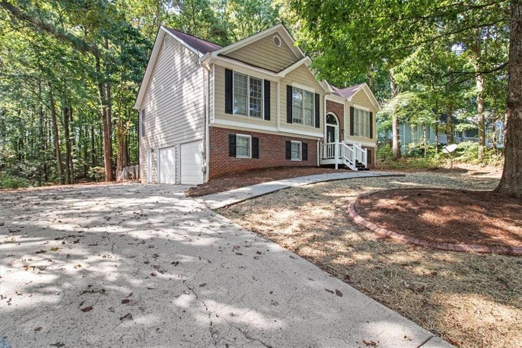 73 Maplelake Court, Acworth, GA 30101 — most recent listing photo