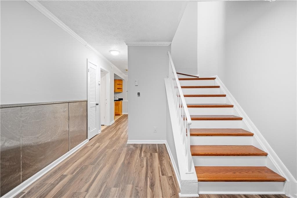 2 bedroom, 2 bathroom, 1,180 sq ft condominium for sale at 2956 N Dekalb Drive C, Atlanta, GA 30340 — photo 3