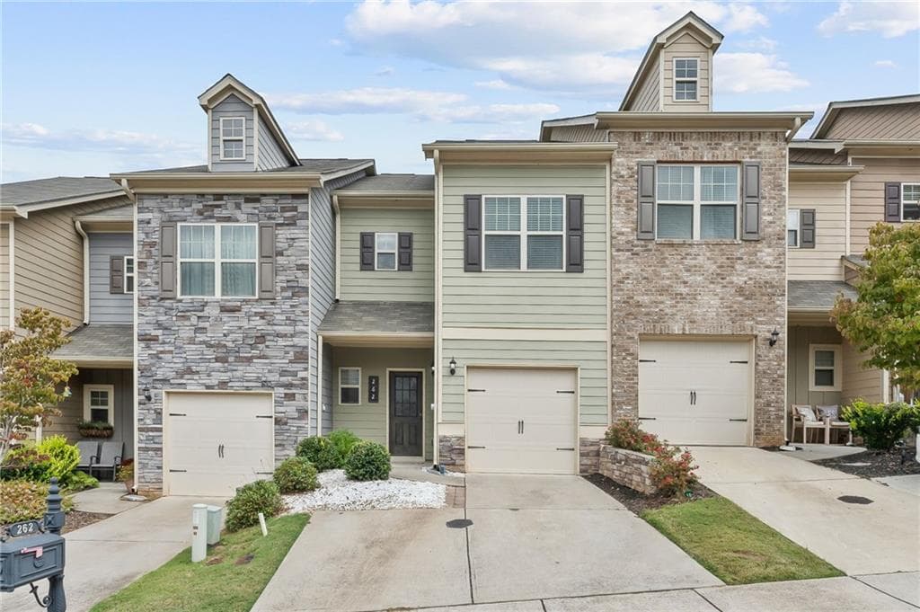 262 Valley Crossing, Canton, GA 30114 — most recent listing photo