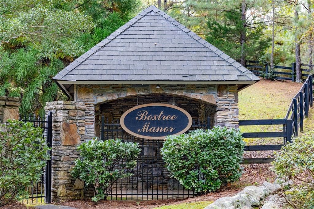 single family residence for sale at 13550 Blakmaral Lane, Milton, GA 30004 — photo 2