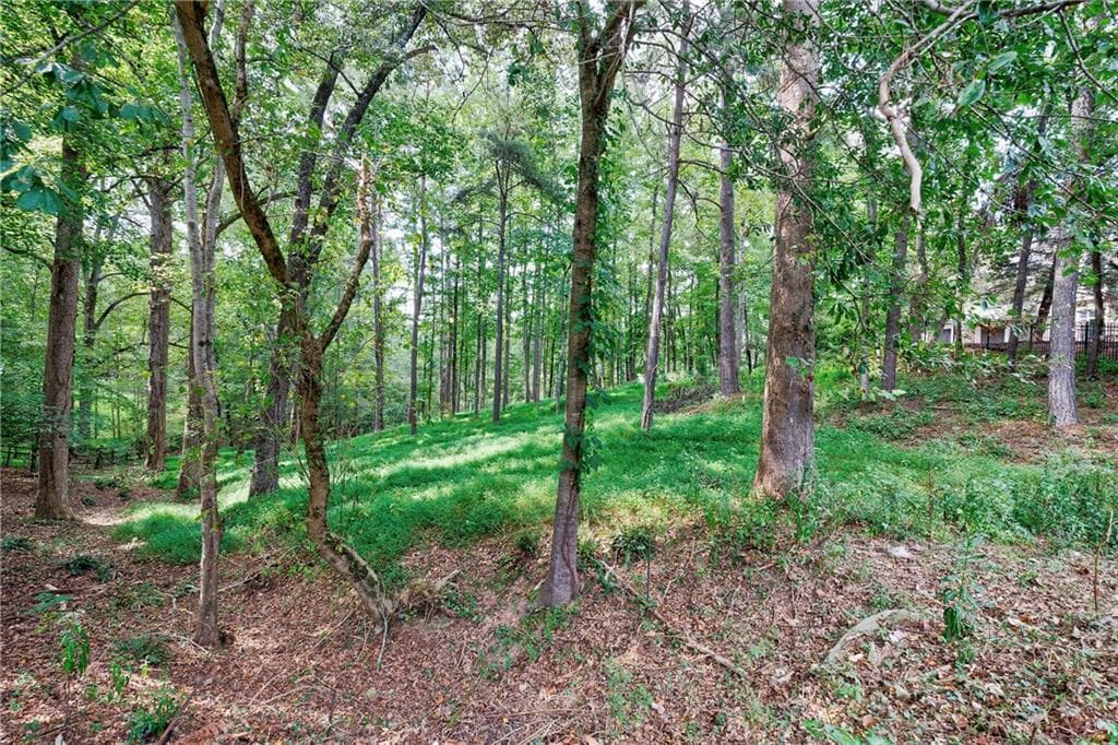 single family residence for sale at 13550 Blakmaral Lane, Milton, GA 30004 — photo 4