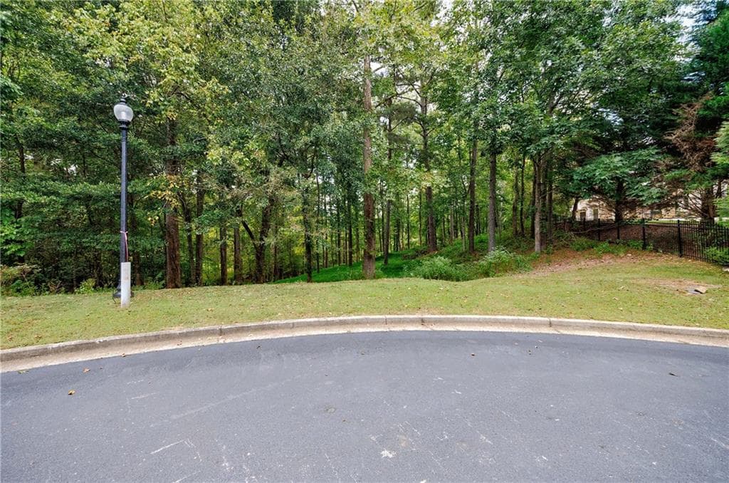 single family residence for sale at 13550 Blakmaral Lane, Milton, GA 30004 — photo 5