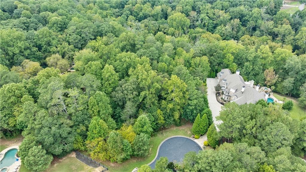 single family residence for sale at 13550 Blakmaral Lane, Milton, GA 30004 — photo 7