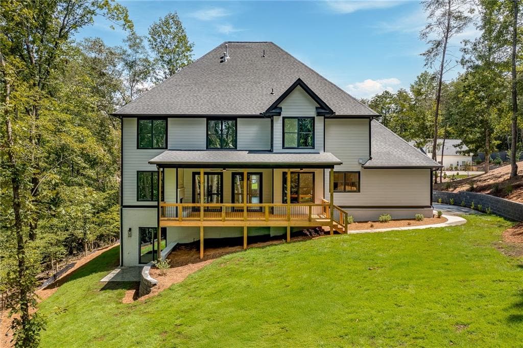 5 bedroom, 5 bathroom, 3,770 sq ft single family residence for sale at 6008 Tradewinds Cove, Gainesville, GA 30506 — photo 9