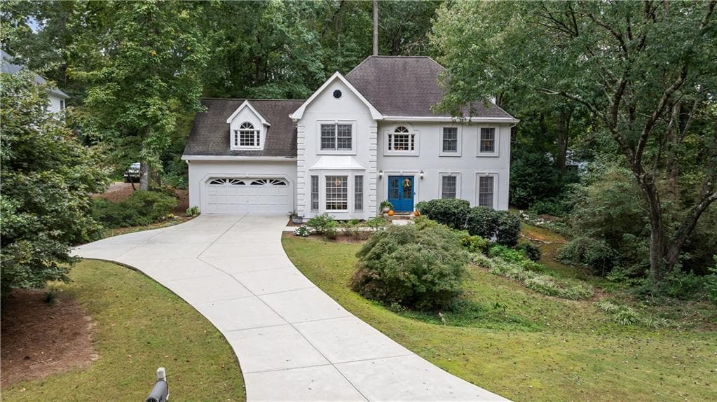 4 bedroom, 3 bathroom, 3,741 sq ft single family residence sold at 3622 Robinson Walk Drive, Marietta, GA 30068