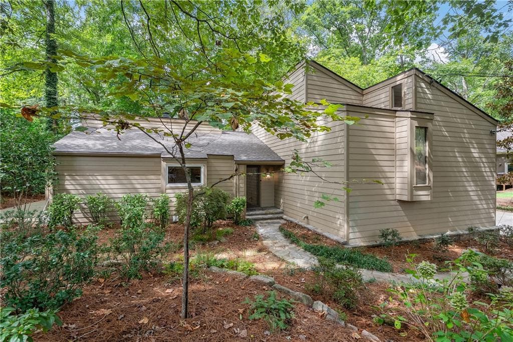 3771 Club Drive, Kennesaw, GA 30144 — most recent listing photo