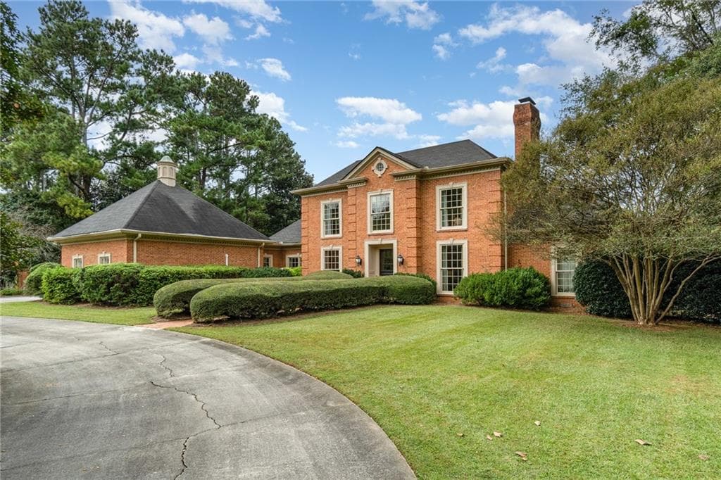 2916 Rivermeade Drive, Atlanta, GA 30327 — most recent listing photo
