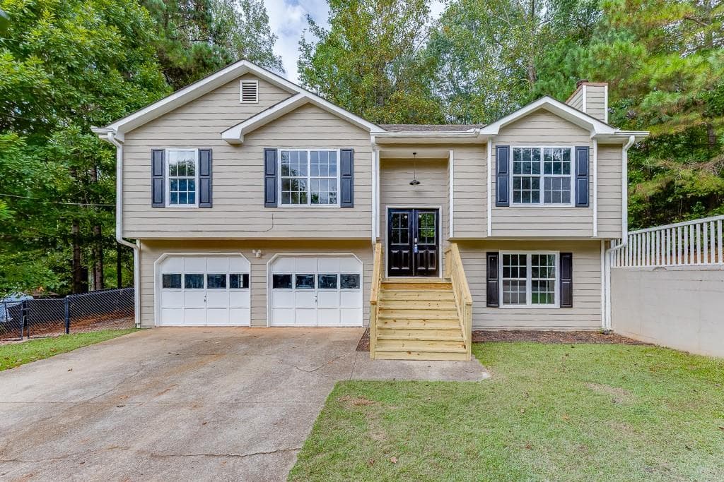 5311 Redfield Way, Flowery Branch, GA 30542 — most recent listing photo