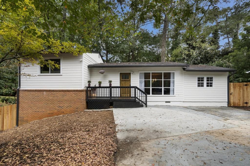 2016 Spring Road, Smyrna, GA 30080 — most recent listing photo