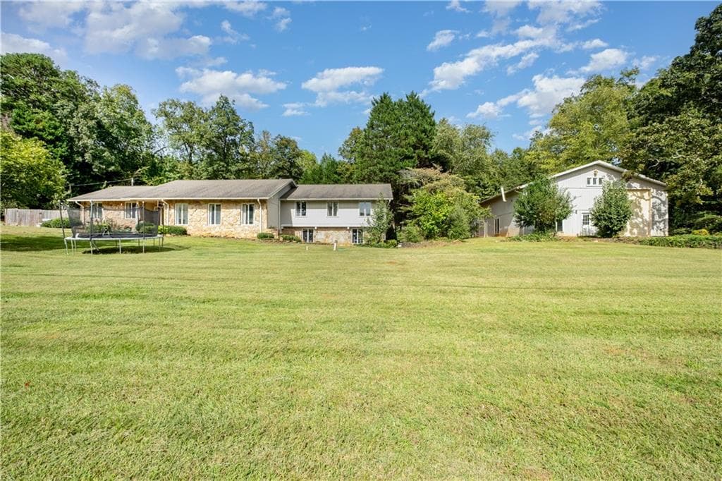 490 Addington Drive, Toccoa, GA 30577 — most recent listing photo