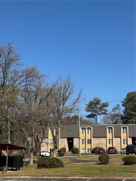 1 bedroom, 1 bathroom apartment for rent at 3256 Covington Drive, Decatur, GA 30032 for $1,239 a month