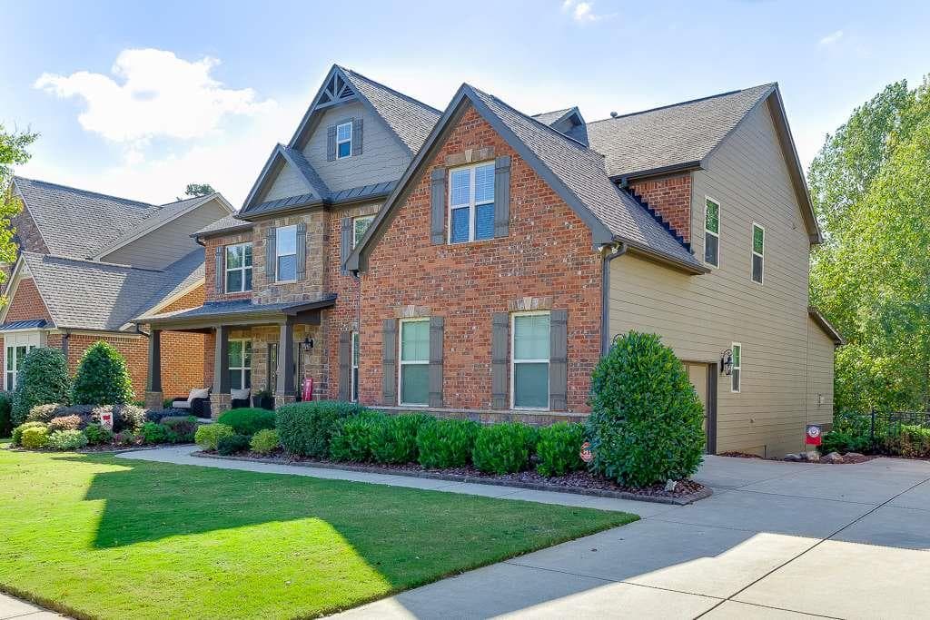 386 Ridge Walk Court, Sugar Hill, GA 30518 — most recent listing photo