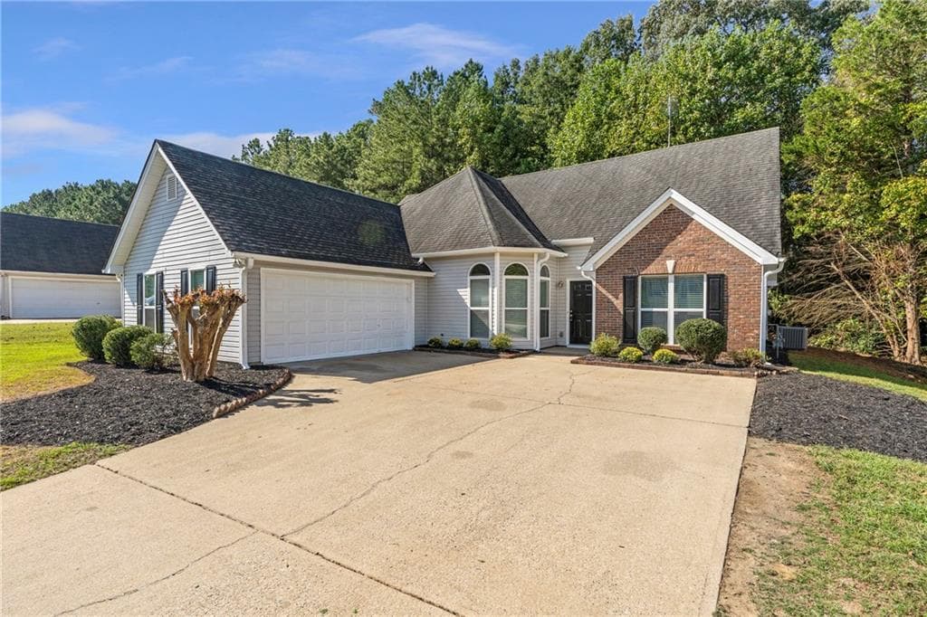 3 bedroom, 2 bathroom, 1,999 sq ft single family residence sold at 1020 Spring Ives Drive, Lawrenceville, GA 30043
