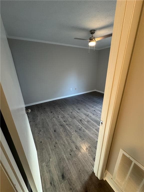 3 bedroom, 2 bathroom single family residence under contract at 1621 Meadowood Drive, Waycross, GA 31503 — photo 7