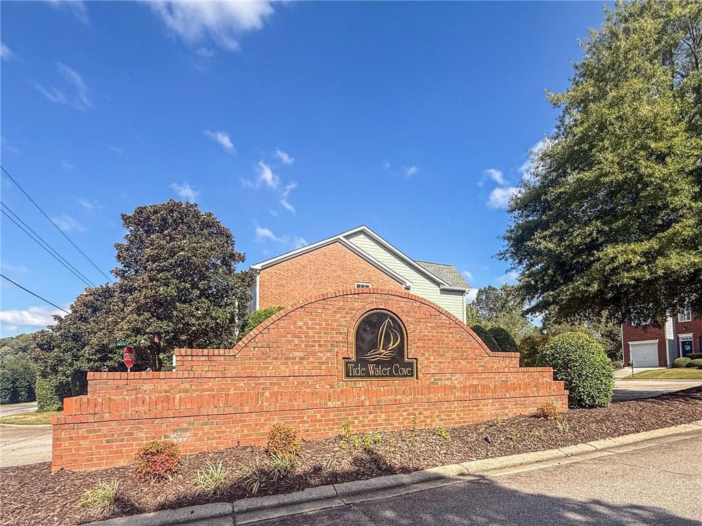6461 Topside Avenue, Flowery Branch, GA 30542 — most recent listing photo