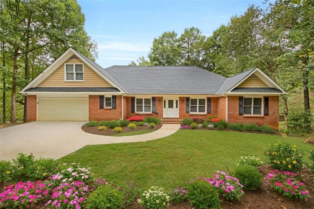 135 LITTLE HAYNES Drive, Loganville, GA 30052 — most recent listing photo