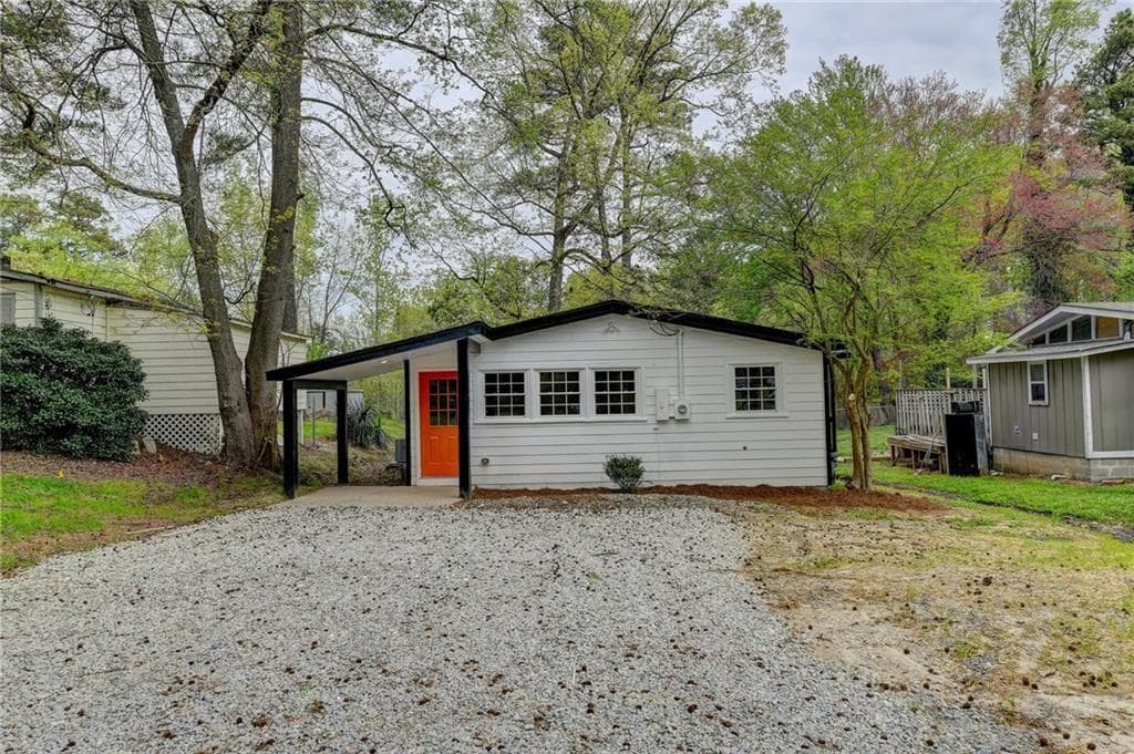 3 bedroom, 2 bathroom, 776 sq ft single family residence sold at 4518 GEORGIA Avenue, Atlanta, GA 30360